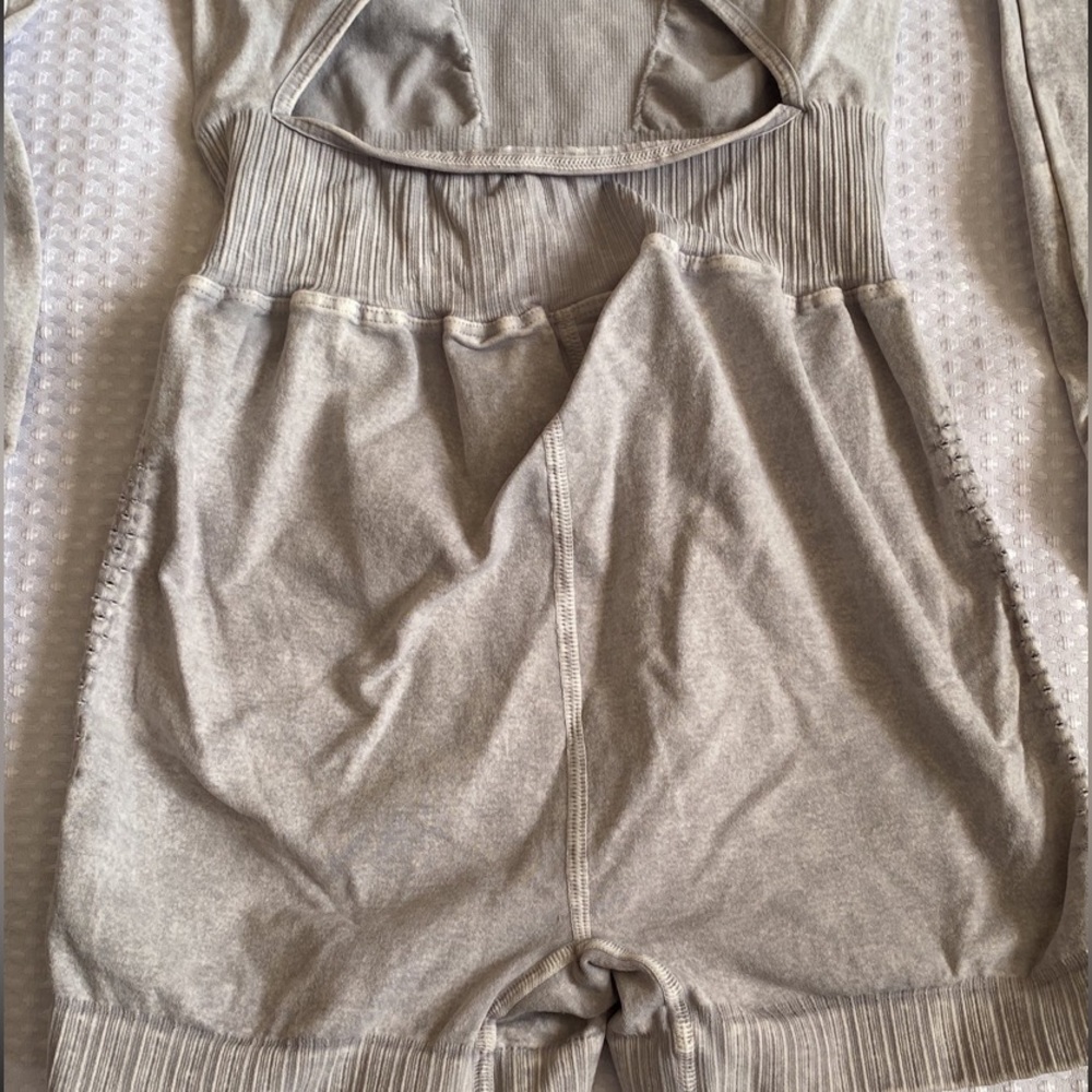 Free People Good Karma Long Sleeve Runsie XS/S NWOT - Picture 8 of 11